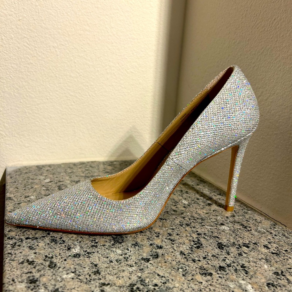 New Stuart Weitzman Metallic-Effect Pointed Toe P… - image 5